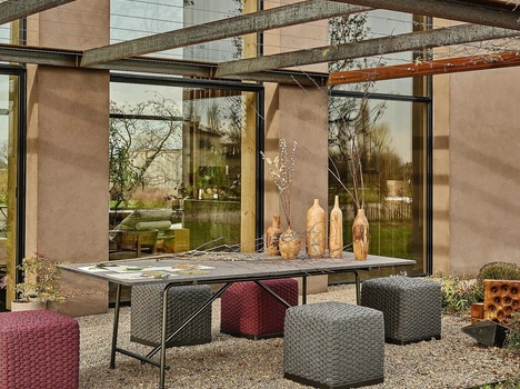 Tavolo in pietra Any Day Outdoor di Flexform