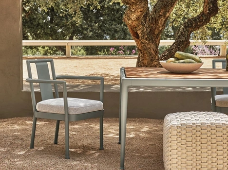 Sedia Camargue di Flexform