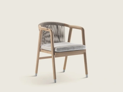 Sedia Crono Outdoor in legno massello e corda intrecciata di Flexform