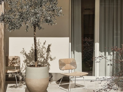Poltroncina Echoes Outdoor in cordoncino di polipropilene e acciaio di Flexform