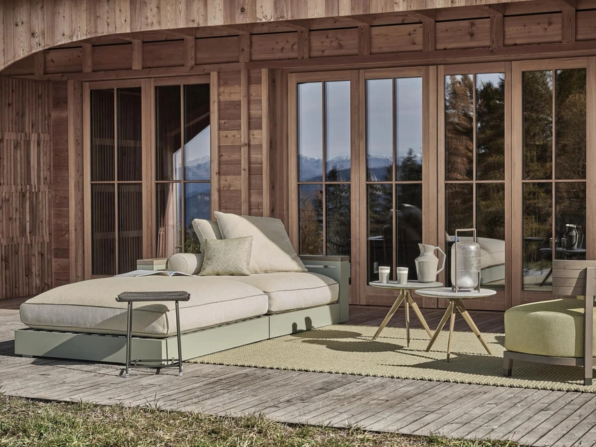 Divano Freeport in alluminio di Flexform