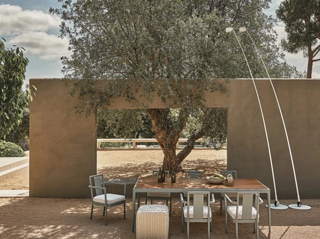 Tavolo in legno Pico Outdoor di Flexform