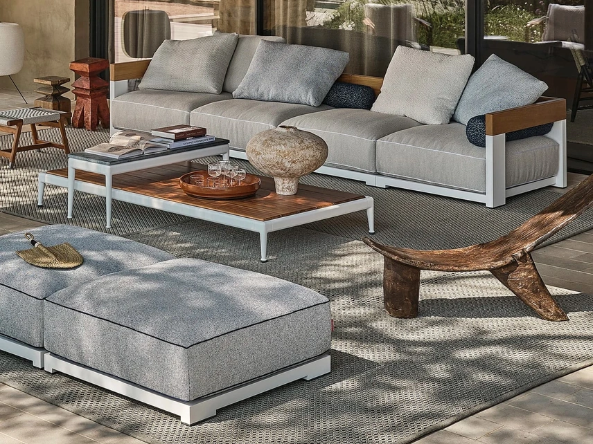 Tavolino Pico Outdoor in pietra o legno di Flexform